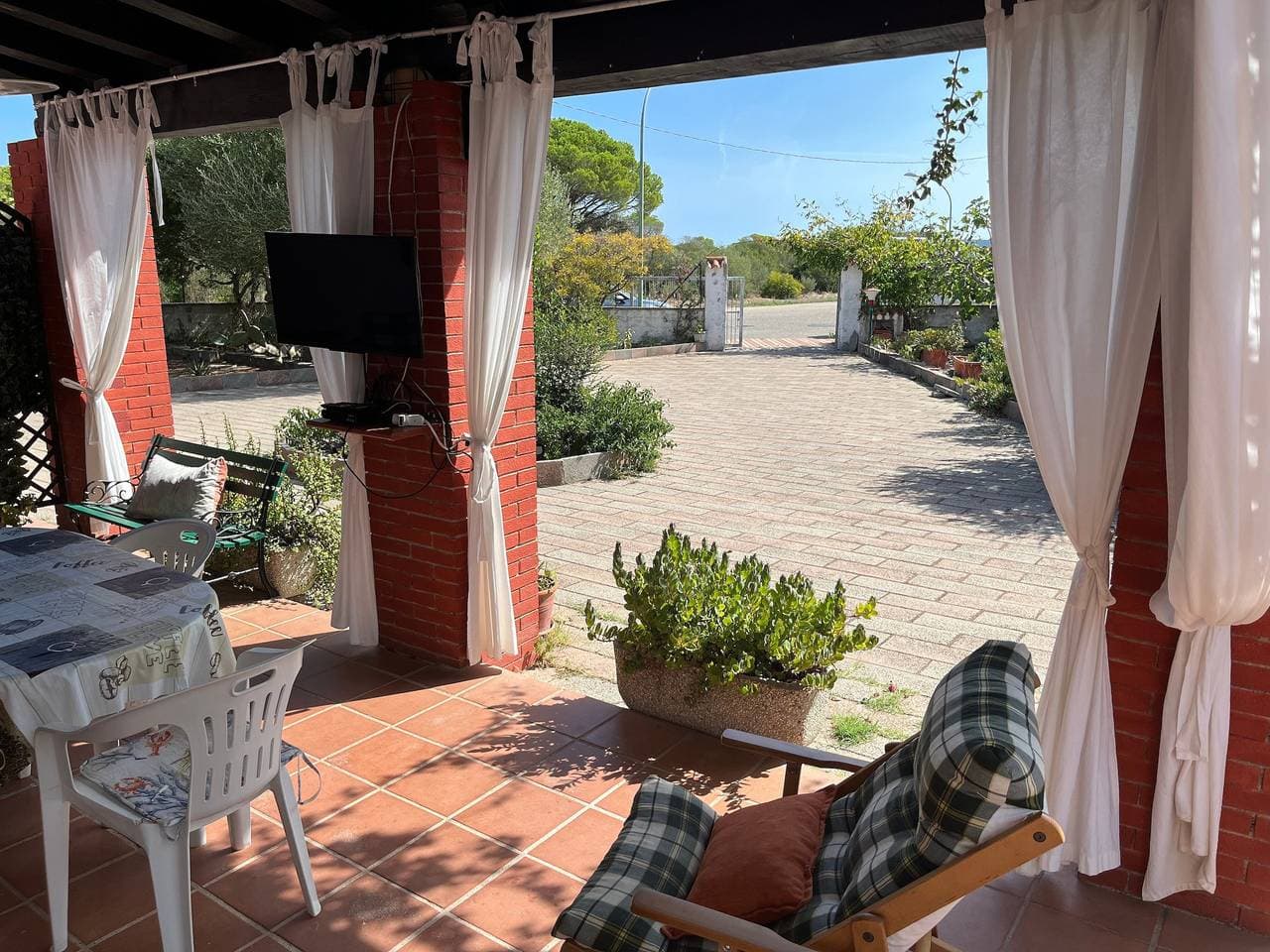 Foto 5 von 45: Ferienhaus 'Gungui' mit privater Terrasse, Gemeinschaftsgarten und Klimaanlage