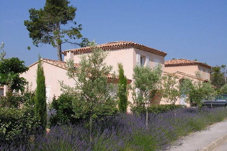 Foto 8 von 40: Freundliche Villa Flucht