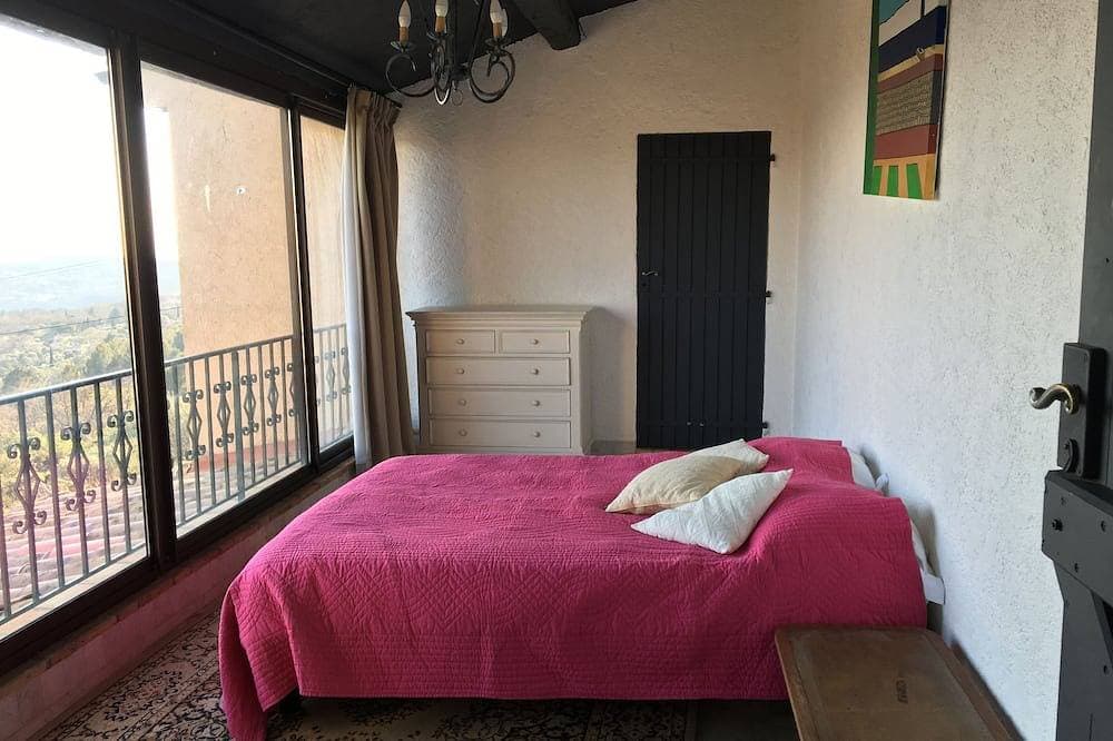 Foto 5 von 30: Geräumige Villa mit Pool und atemberaubenden Aussichten