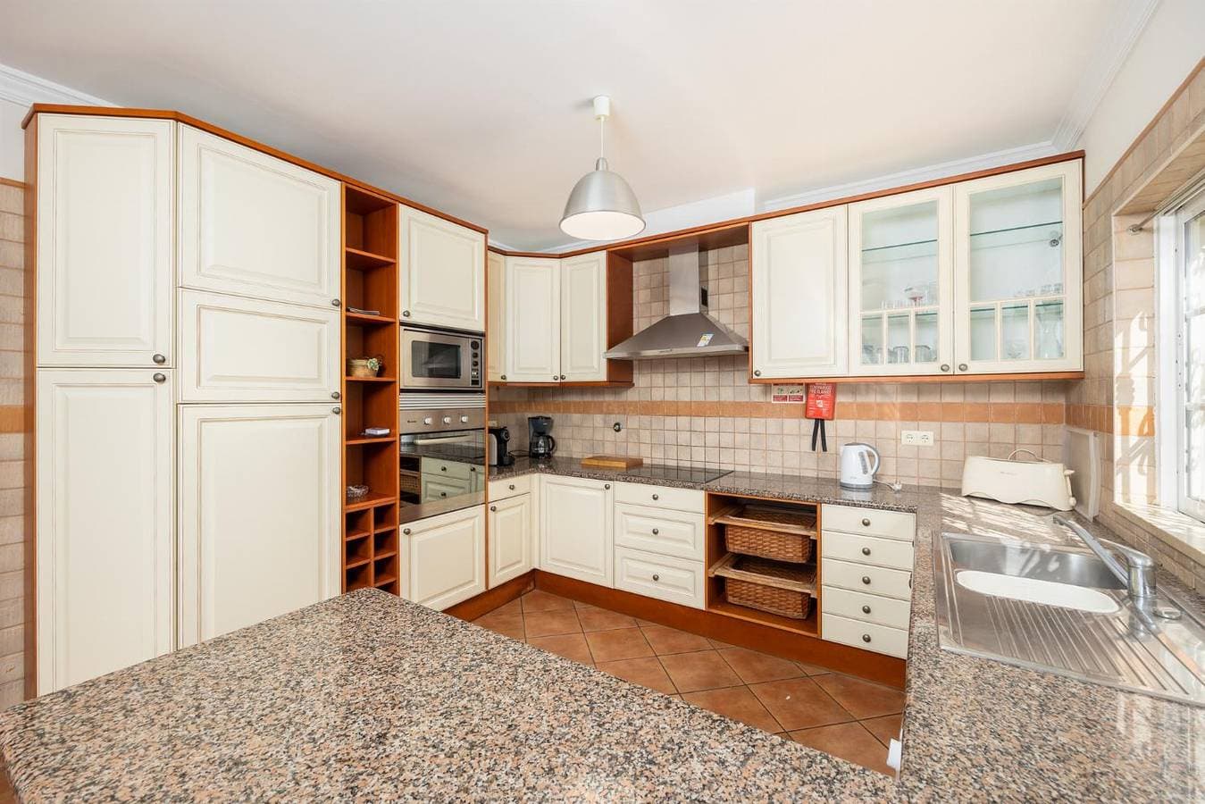 Foto 9 von 26: Villa für 6 Personen mit Balkon