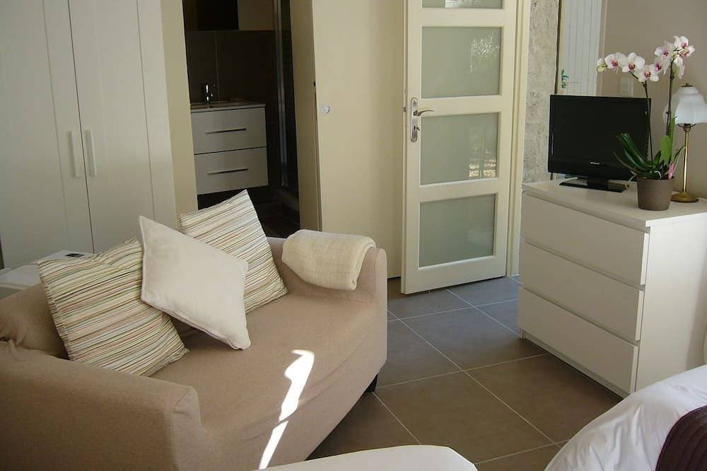 Foto 10 von 30: A Luxurious Air-conditioned Apartment or entire Villa Heated Pool Panoramic View
