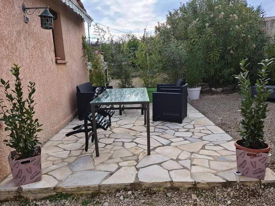 Studio climatisé dans villa calme à 15km de Cannes 1