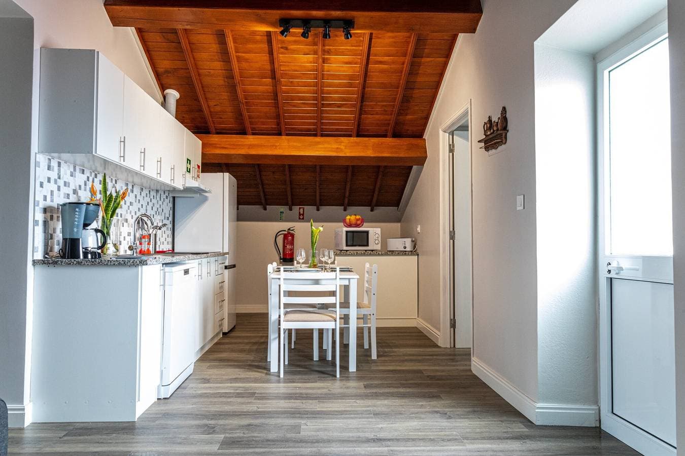 Foto 4 von 42: Ferienwohnung „Oásis Fonte Grande 3“ mit Meerblick, Terrasse und WLAN