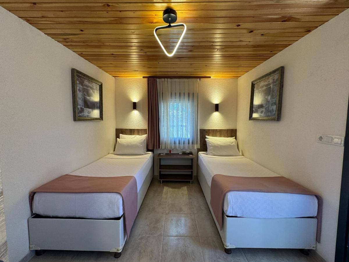 Foto 3 von 9: Budget Double Room