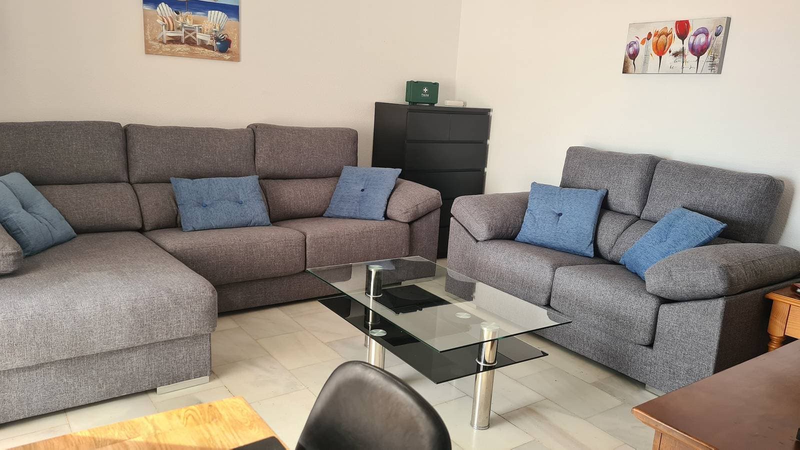 Foto 7 von 32: Penthouse-Apartment im Pueblo Evita mit Meer- & Bergblick, Pool, Terrasse, Klimaanlage & WLAN