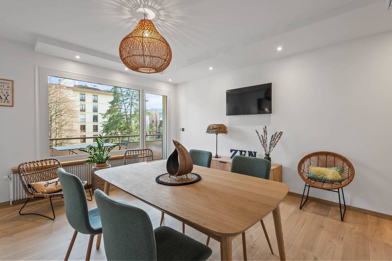 Foto 2 von 36: Ferienwohnung für 4 Personen mit Balkon