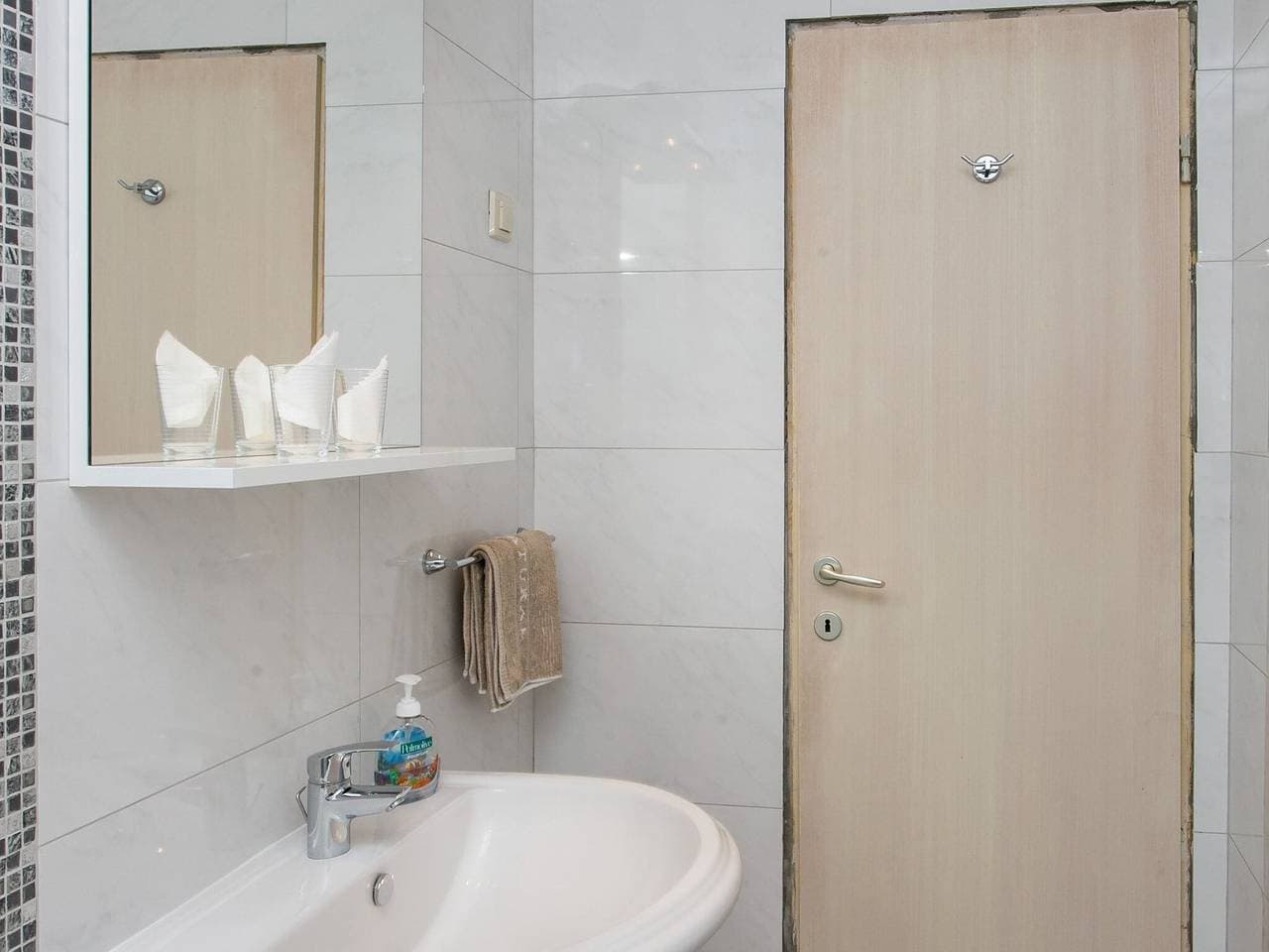 Foto 8 von 16: Villa Mirjana - Studio Apartment with Terrace and Sea View (Bogumila)