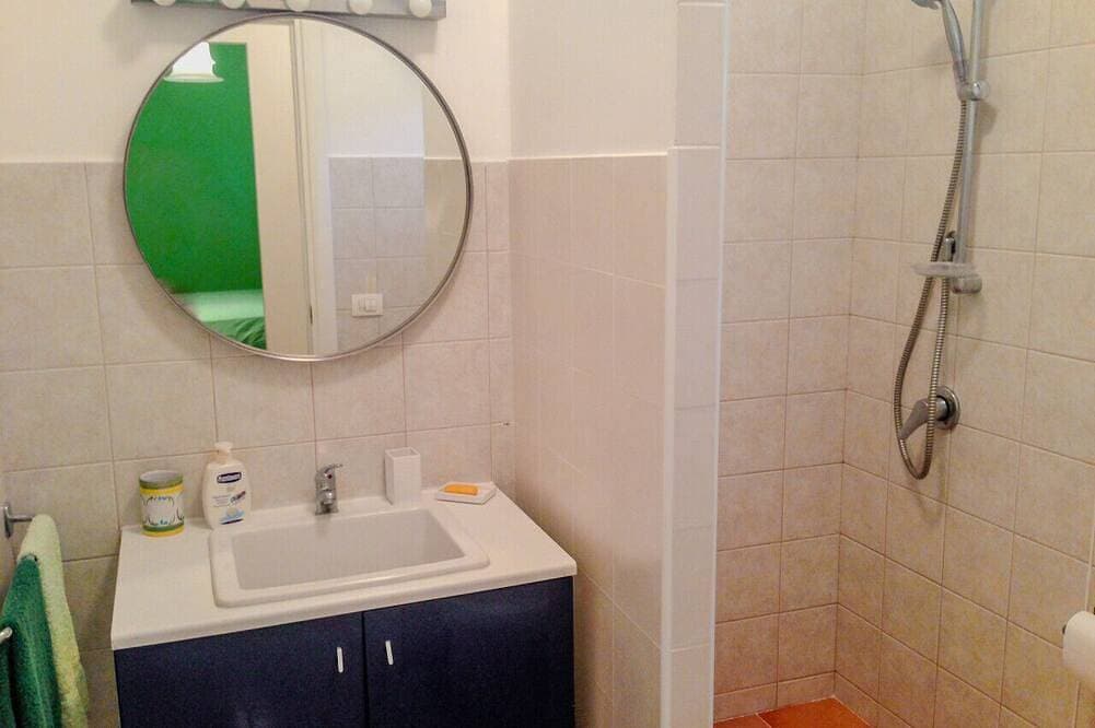Foto 4 von 16: Bartoli Estate - Bouganville Apartment