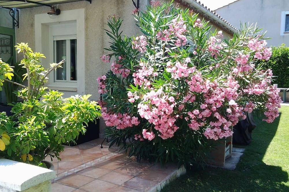 Foto 6 von 24: Villa im Luberon Park