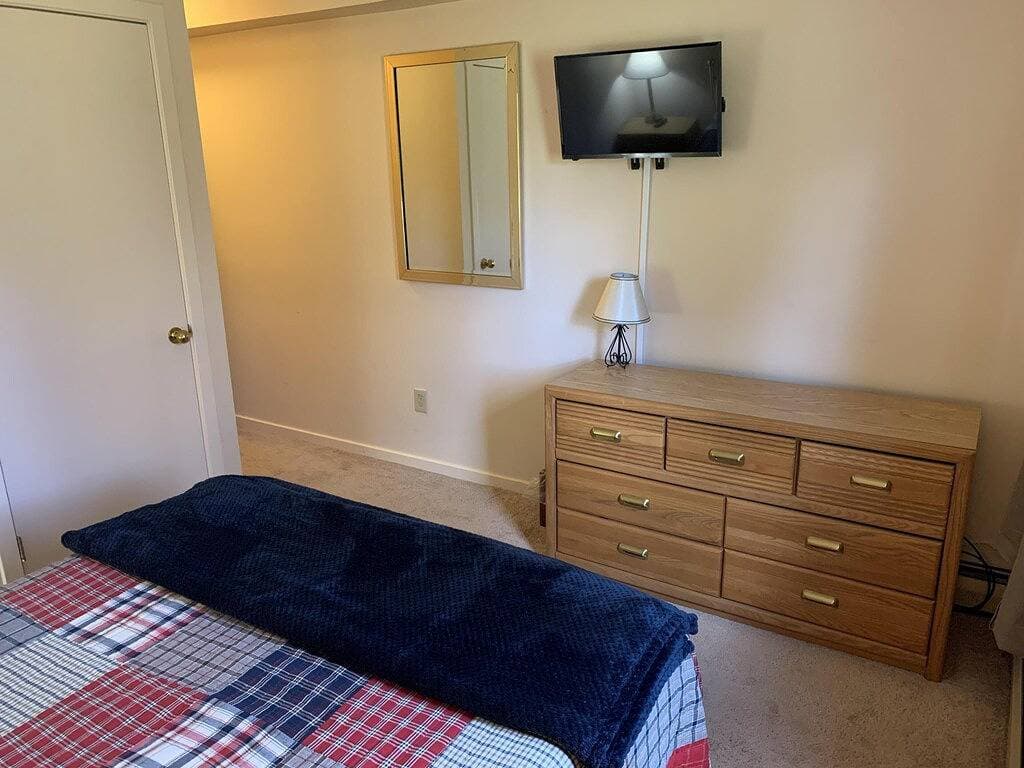 Foto 10 von 17: Komfortables, neu dekoriertes Condo am Mount Snow; kostenloser Shuttle