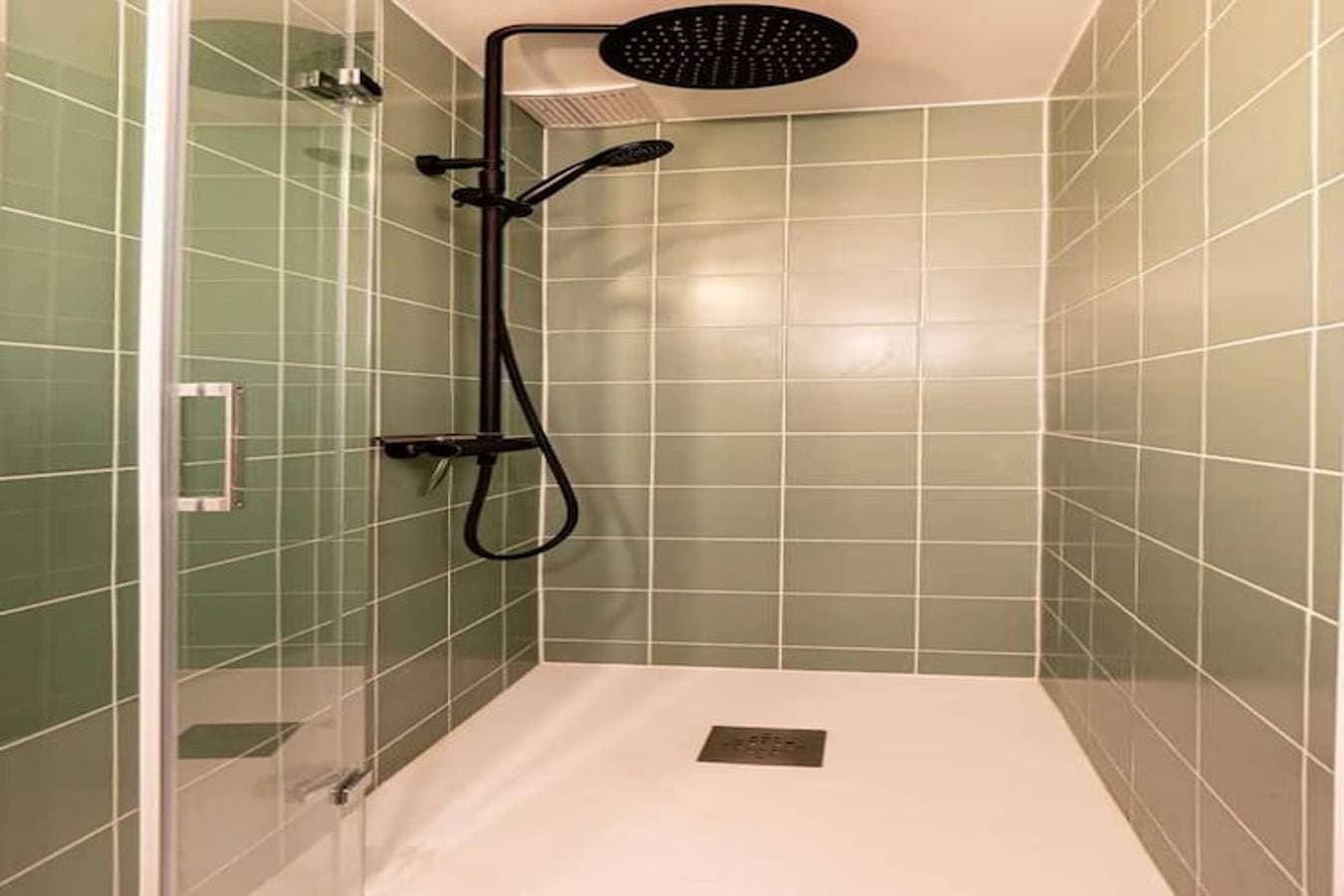 Foto 6 von 20: Elegant Triplex with Private Parking-2Br/4P-Honfleur