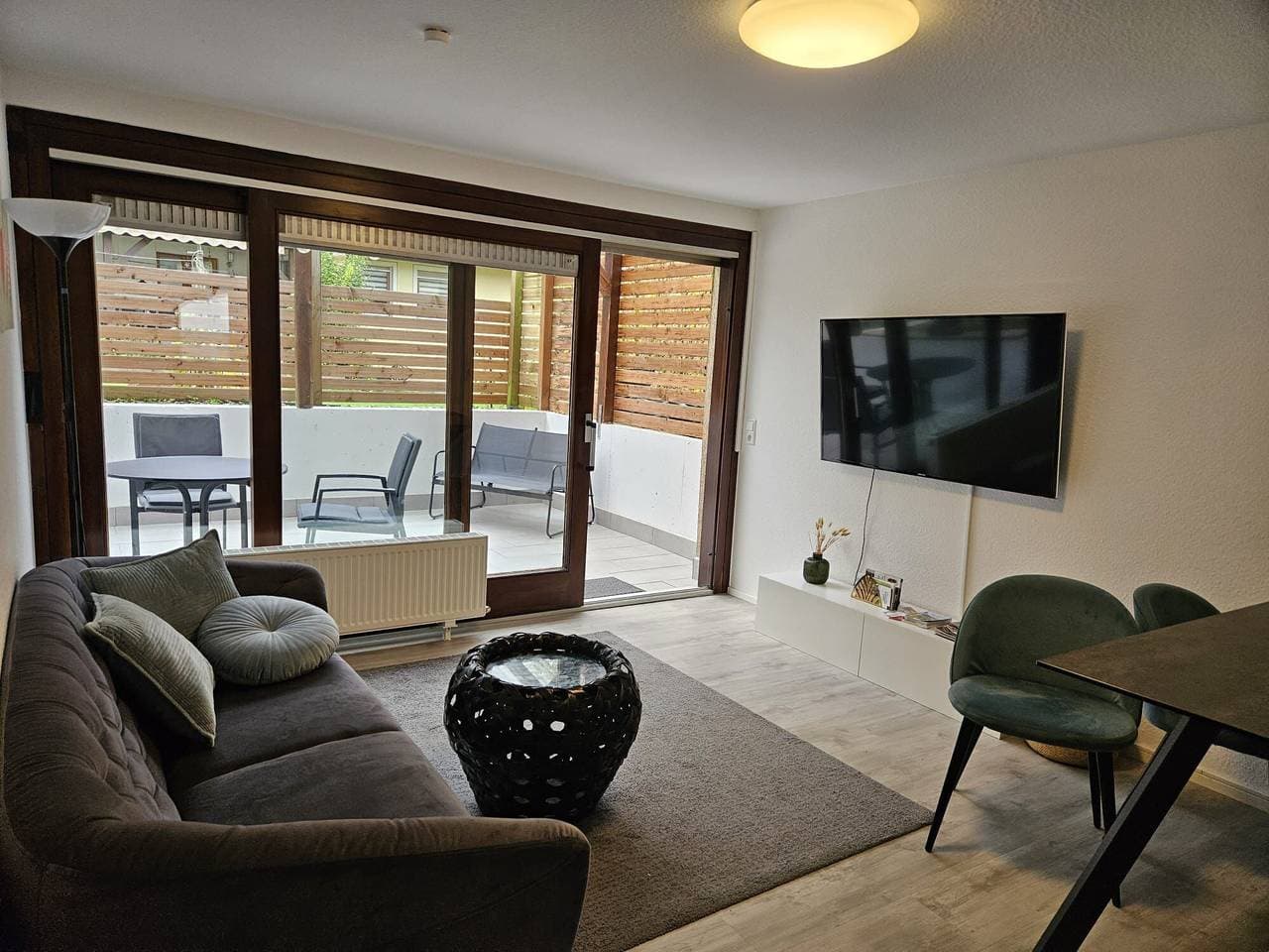 Foto 2 von 30: Ferienwohnung 'Becks Schöne Ferienwohnung' mit privater Terrasse, privatem Garten und WLAN