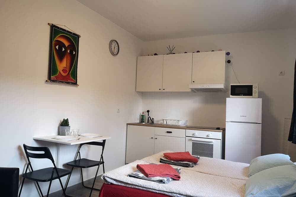 Foto 4 von 30: Grüne Madrid Wohnung in Villa