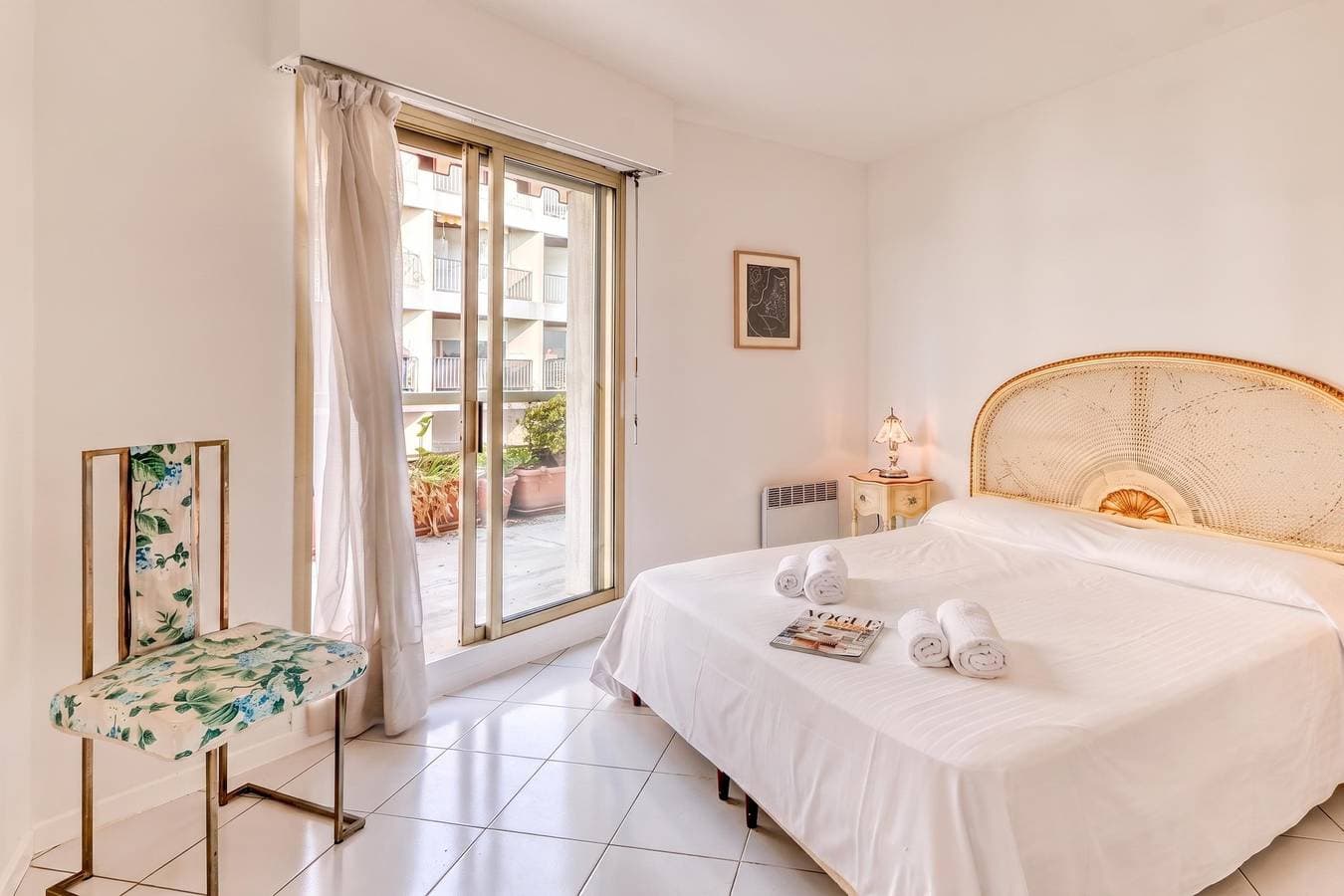 Foto 4 von 36: Ferienwohnung für 4 Personen mit Pool