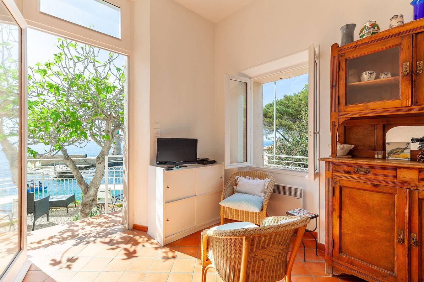 Foto 5 von 21: Ferienwohnung 'L'Aiguade À Cassis' mit Meerblick, privater Terrasse und WLAN