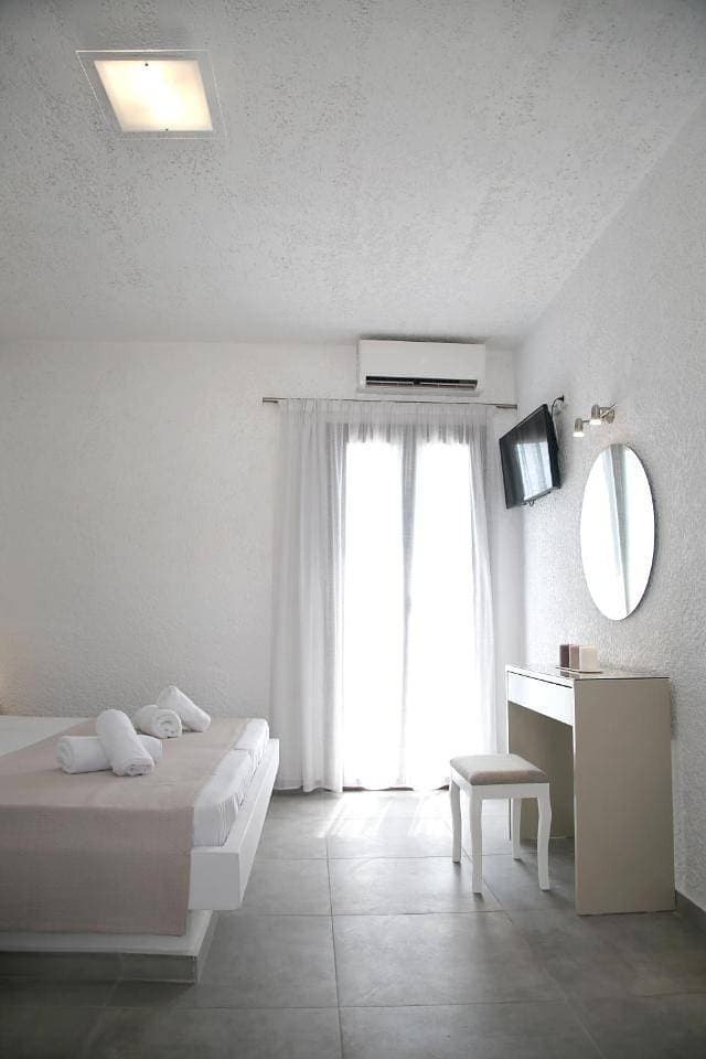 Foto 10 von 36: Studio with Balcony
