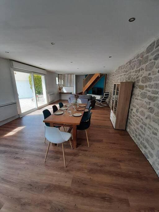 Foto 3 von 7: Three-Bedroom House