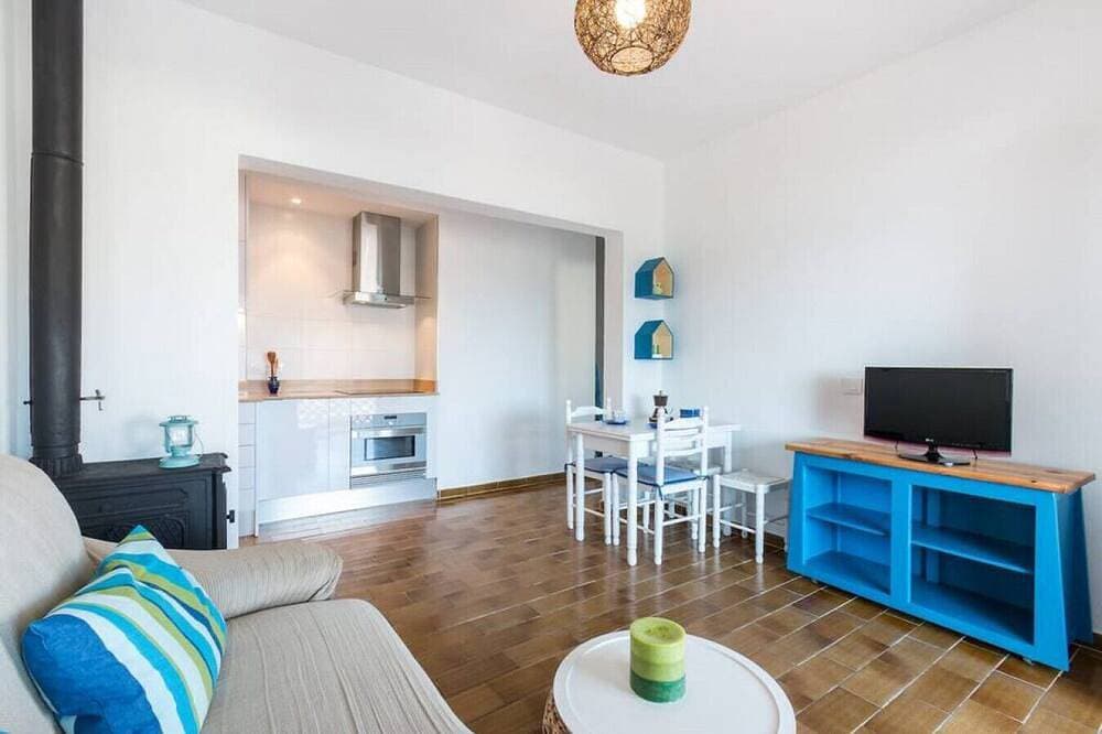 Foto 12 von 18: Charming 3 bedroom apart.10 mts walking from beach