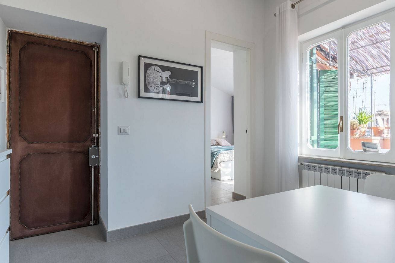 Foto 7 von 32: Ferienwohnung für 2 Personen mit Balkon/Terrasse