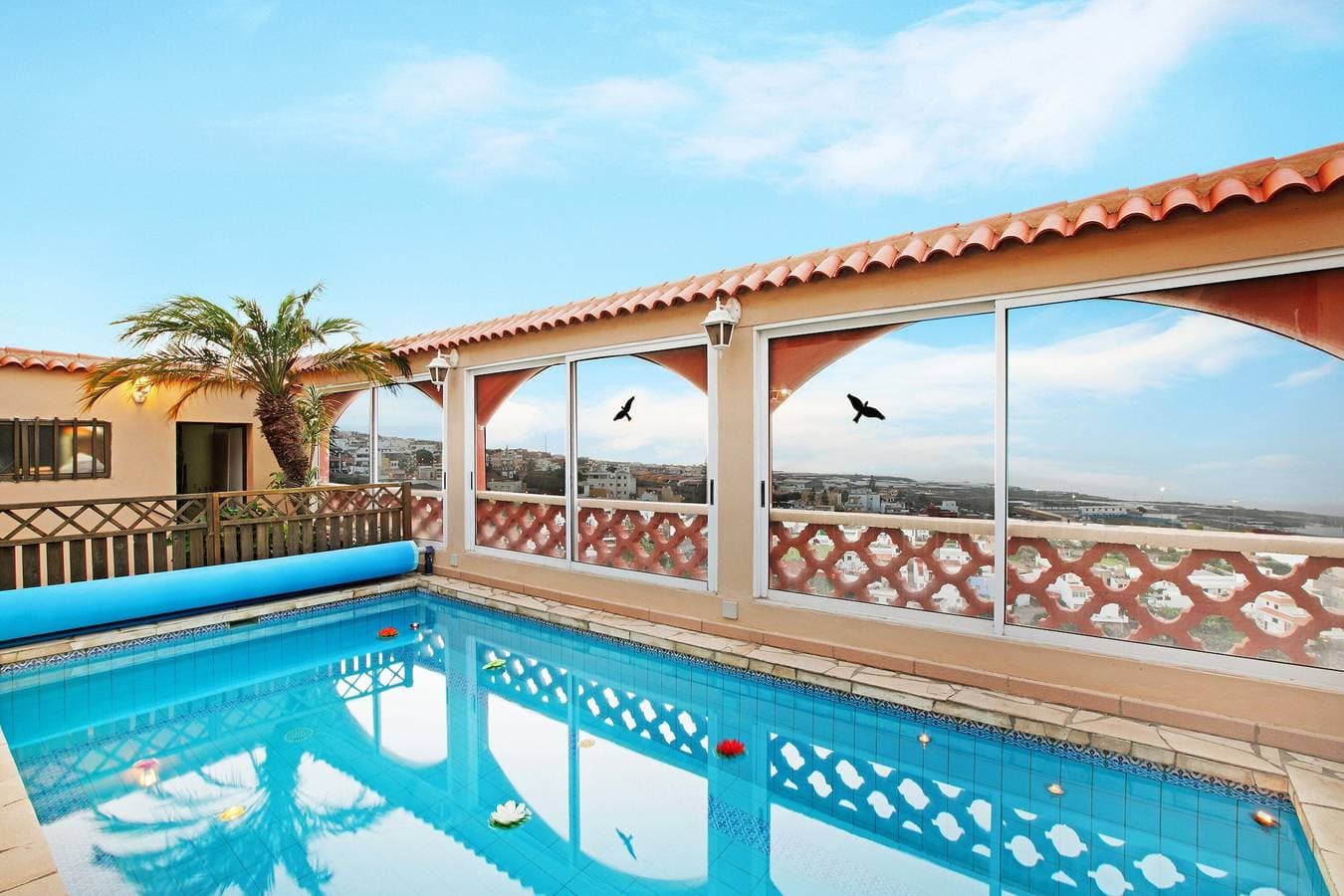 Foto 2 von 33: Ferienhaus Petite Paradise mit Meerblick, Pool und WLAN
