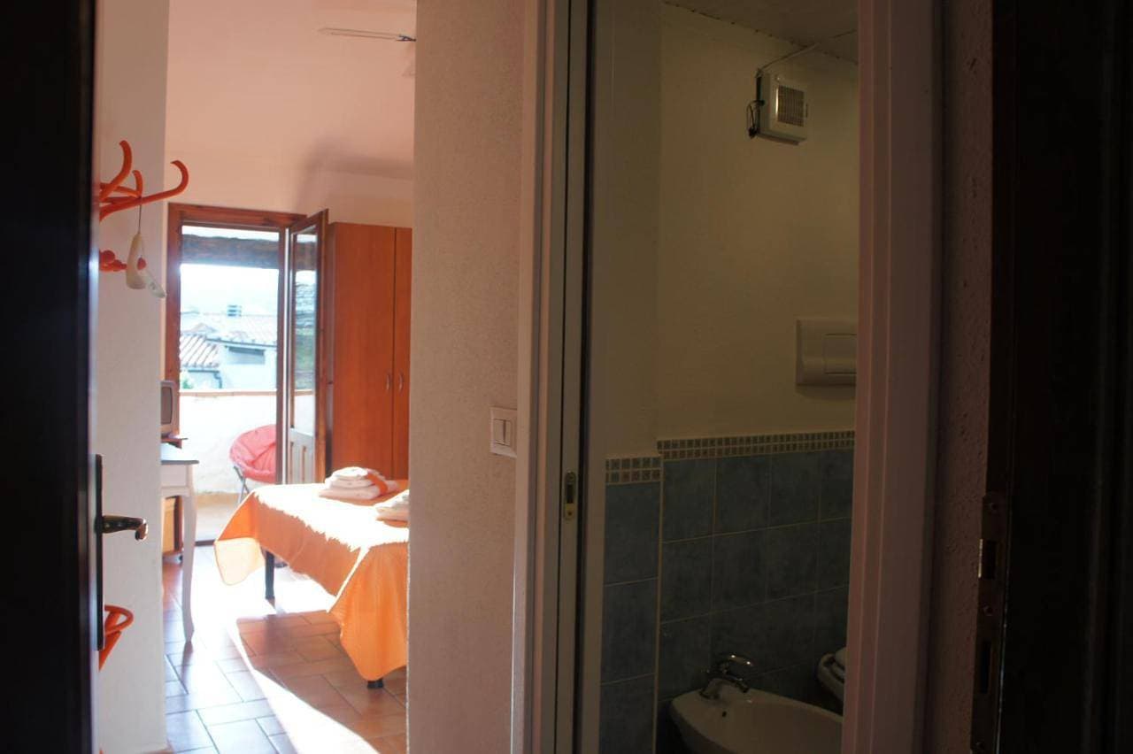 Foto 10 von 15: King Room with Balcony