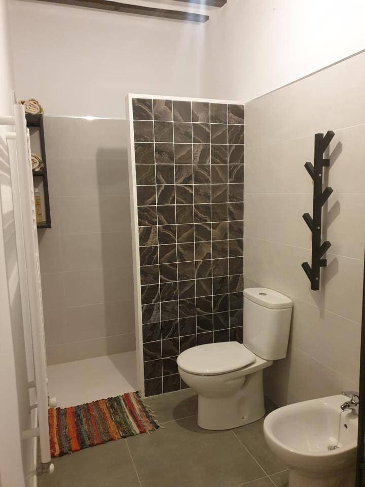 Foto 7 von 14: Two-Bedroom Apartment