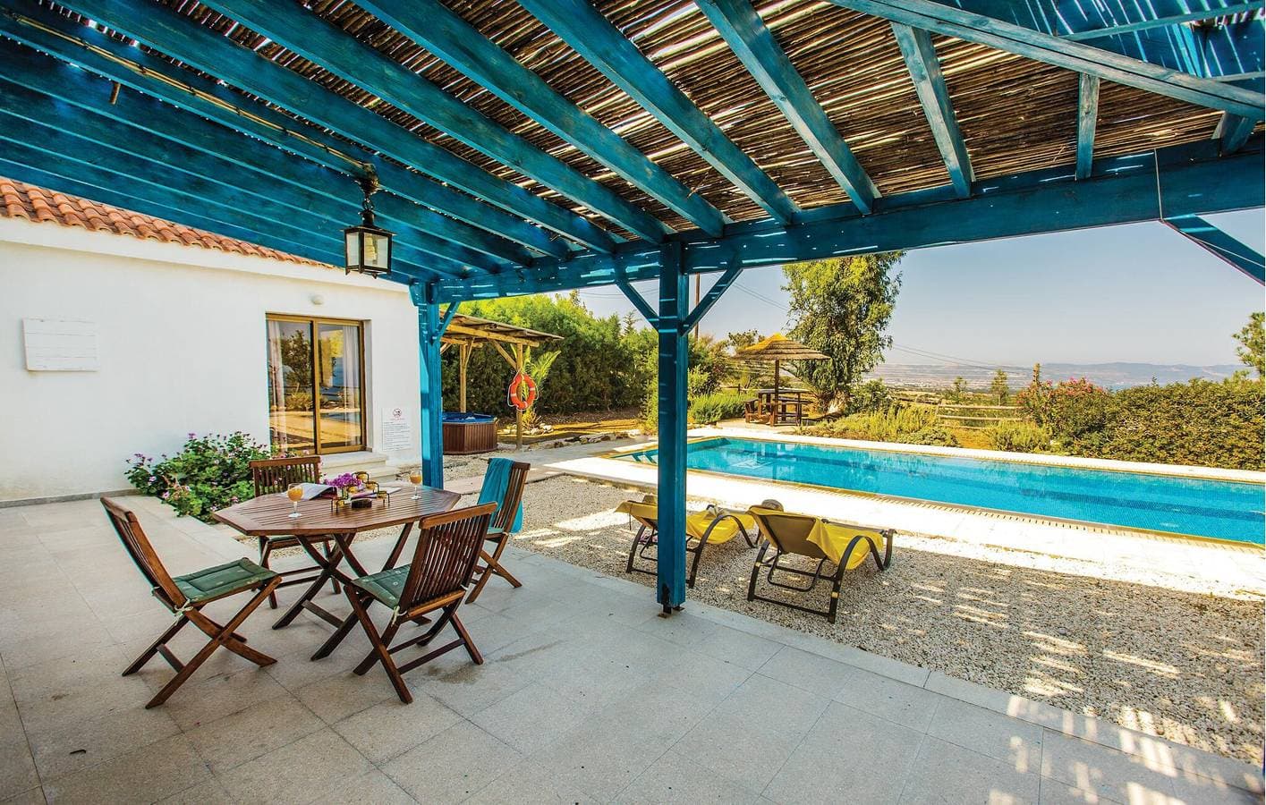 Foto 9 von 14: Ferienhaus für 4 Personen mit Pool