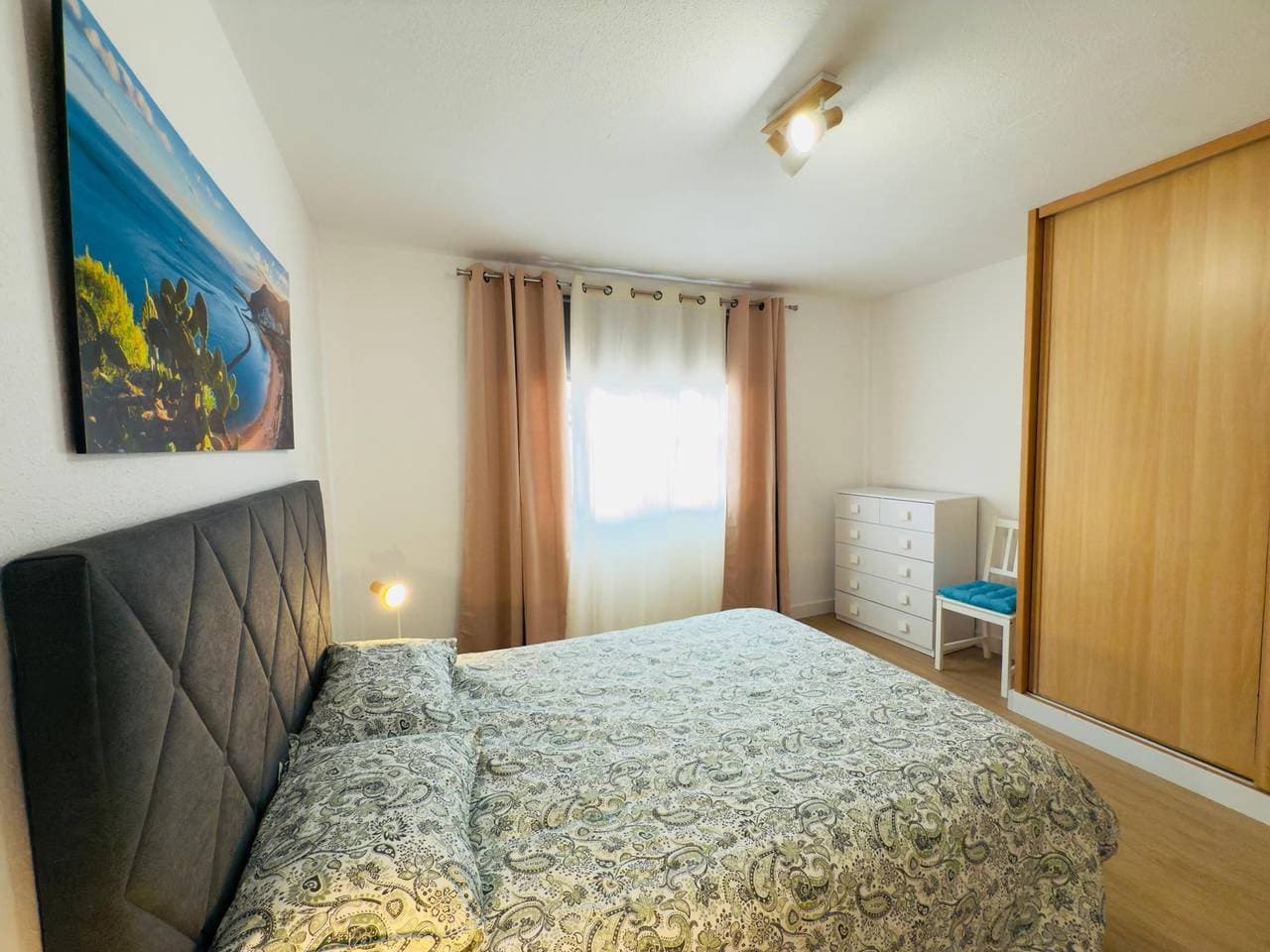 Foto 5 von 29: Acogedor Apartamento en Playa San Juan, Tenerife – Con Terraza Pr