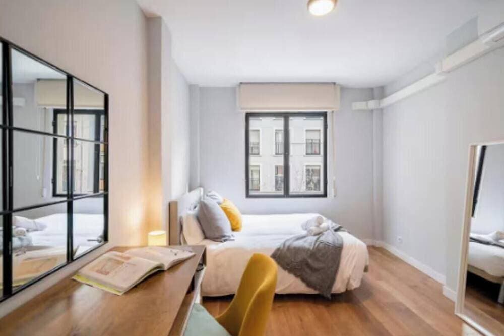 Foto 6 von 30: Modern 90 m² Apartment Near Atocha – Walk to Madrid’s Top Attractions
