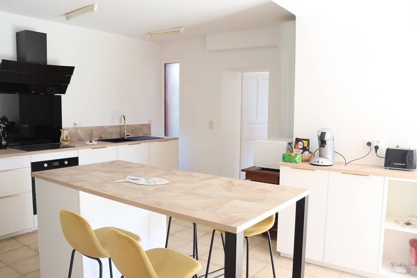 Foto 6 von 33: Renoviertes Familienhaus, 50 m vom Meer – 4 Schlafzimmer, Garten, Strände zu Fuß erreichbar!