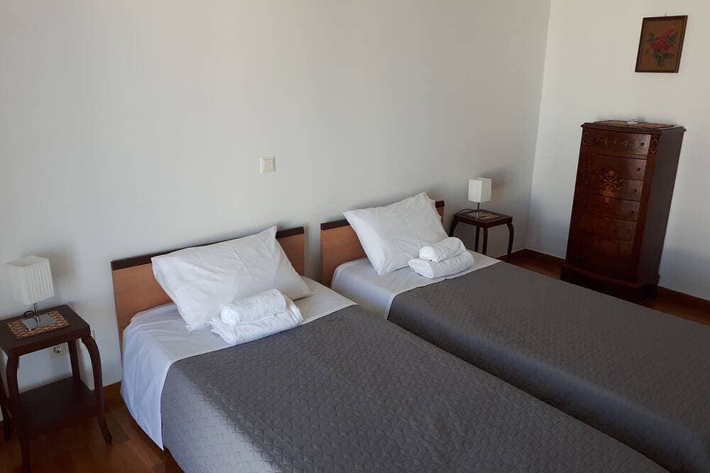 Foto 4 von 21: Meerblick, große und komfortable Wohnung in Voula