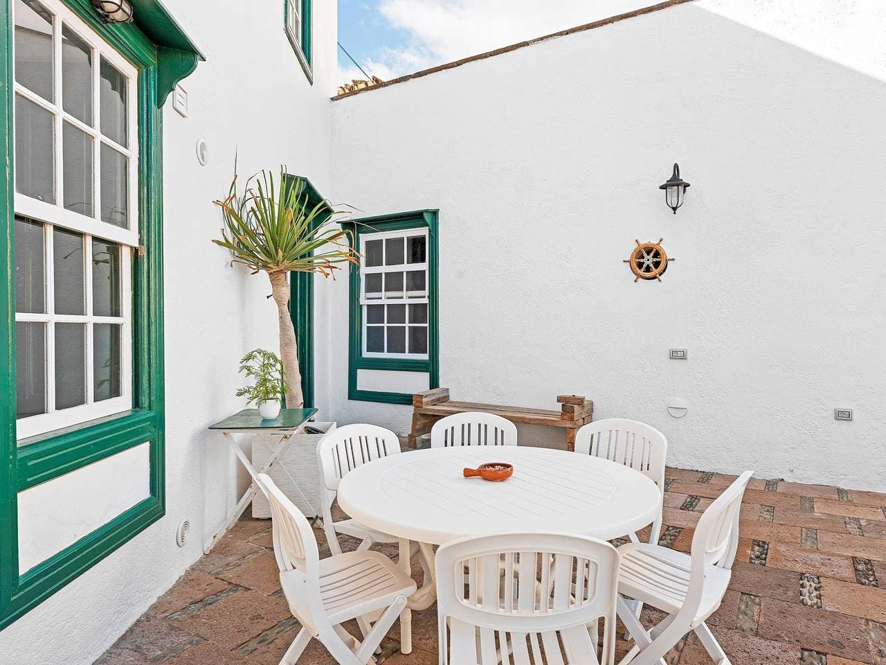 Foto 13 von 44: Ferienhaus für 4 Personen mit Terrasse