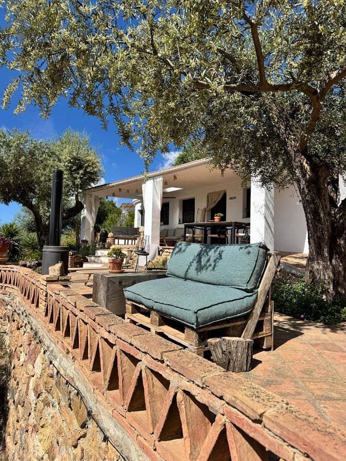 La Casita by Finca Maran met veranda, airco en gedeeld zwembad op kleinschalige Olijf Finca Adults Only 1
