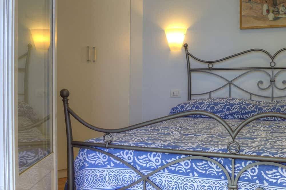 Foto 3 von 24: Apartment in Villa, herrlicher Blick auf den Golf, für 4 Personen