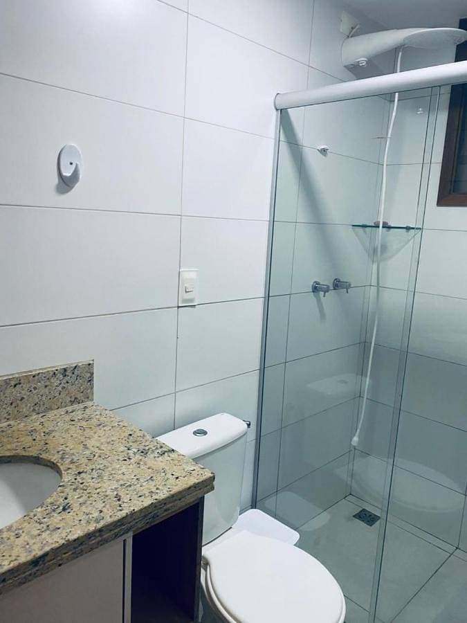 Foto 4 von 35: Two-Bedroom Apartment with Pool View