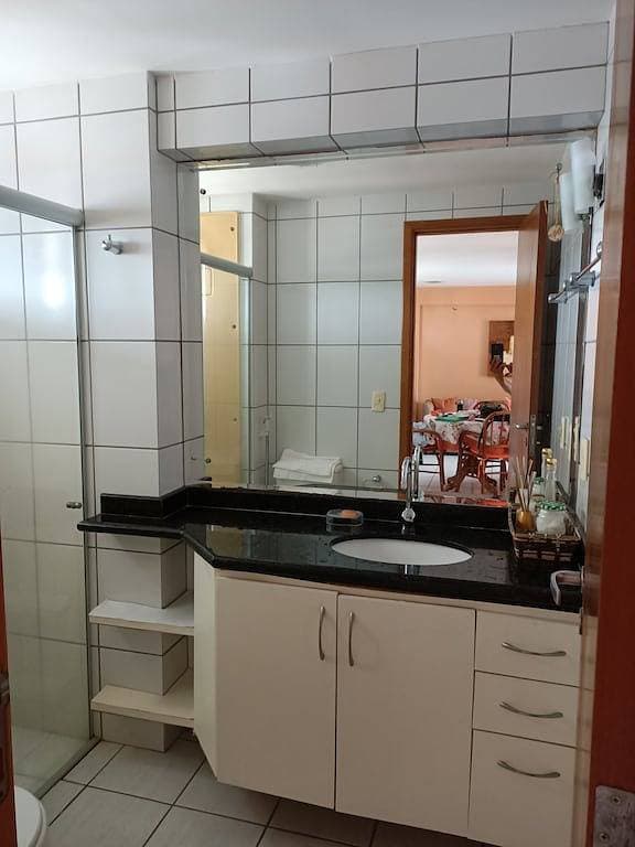 2 Bed Apartment Sleeps 4 - Pool & Private Garden 1