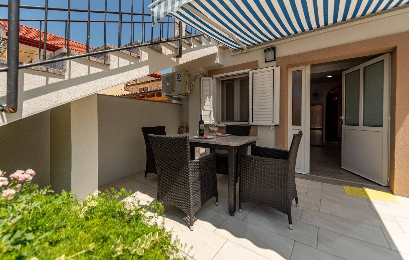 Foto 9 von 24: Gemütliche Ferienwohnung, 900 m vom Strand entfernt, mit WLAN und Parkplatz