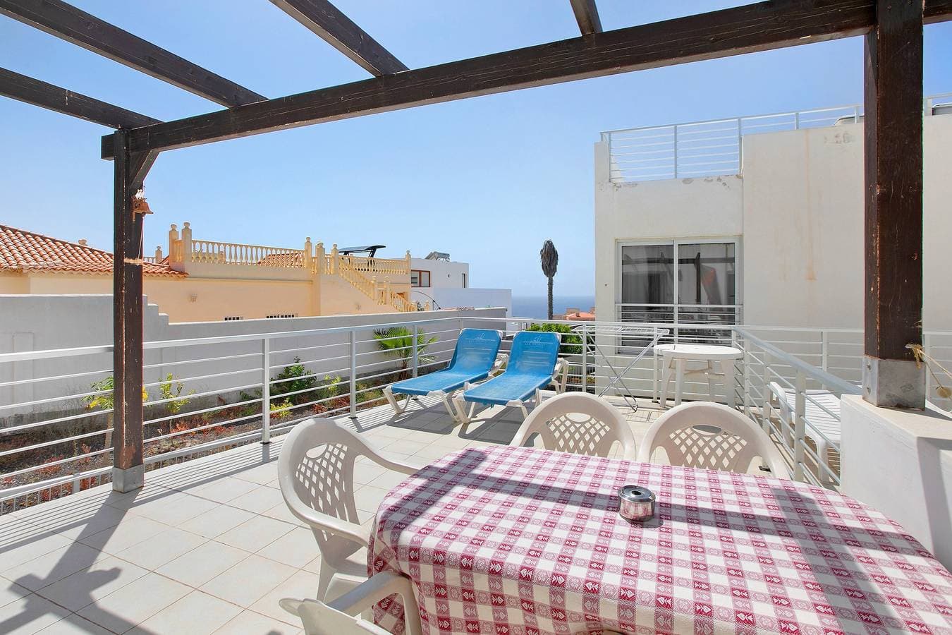 Foto 3 von 25: Ferienwohnung 'Tenerife Dúplex Callao' mit Meerblick, Gemeinschaftspool und WLAN