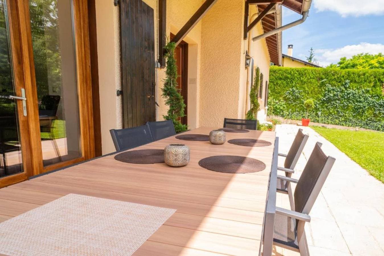 Foto 8 von 23: Gästezimmer „Lyon Mon Amour – St-Bonaventure“ mit WLAN und Klimaanlage