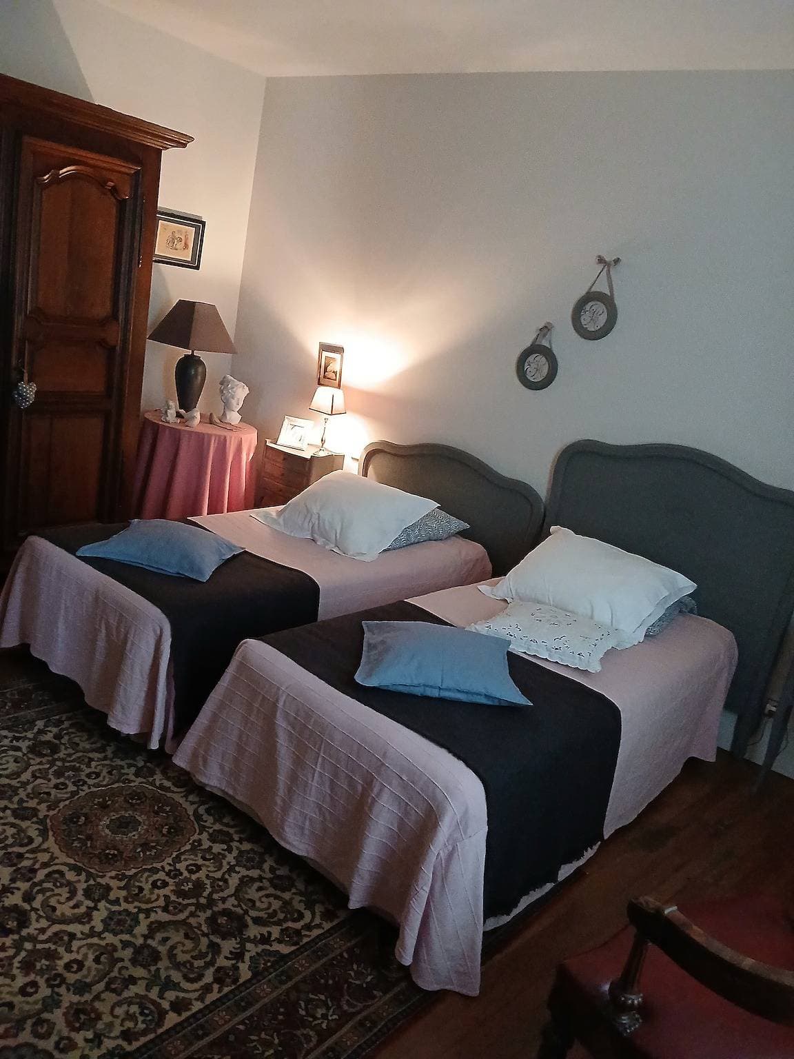 Foto 4 von 28: Gästezimmer 'Hortensia 4P' mit Gemeinschaftsgarten und WLAN