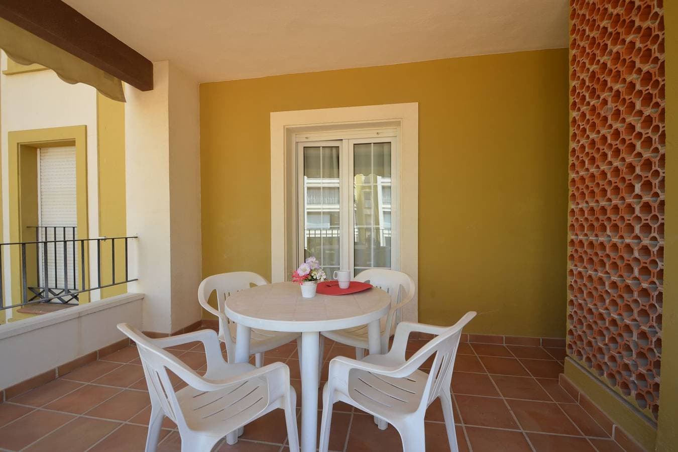 Foto 10 von 21: Ferienwohnung für 3 Personen mit Pool