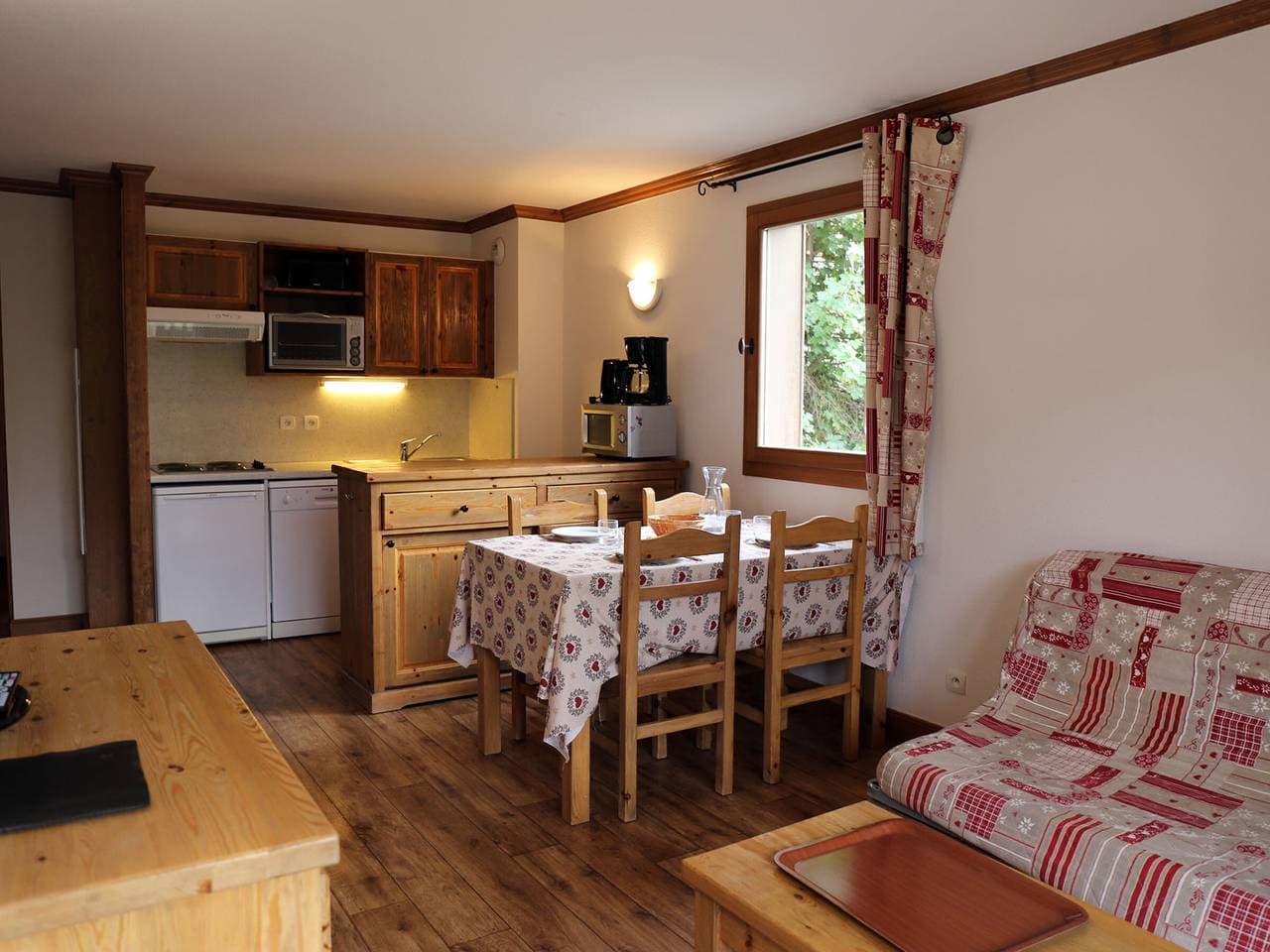 Geräumige Wohnung für 6 mit schöner Aussicht in Aussois, WIFI 1