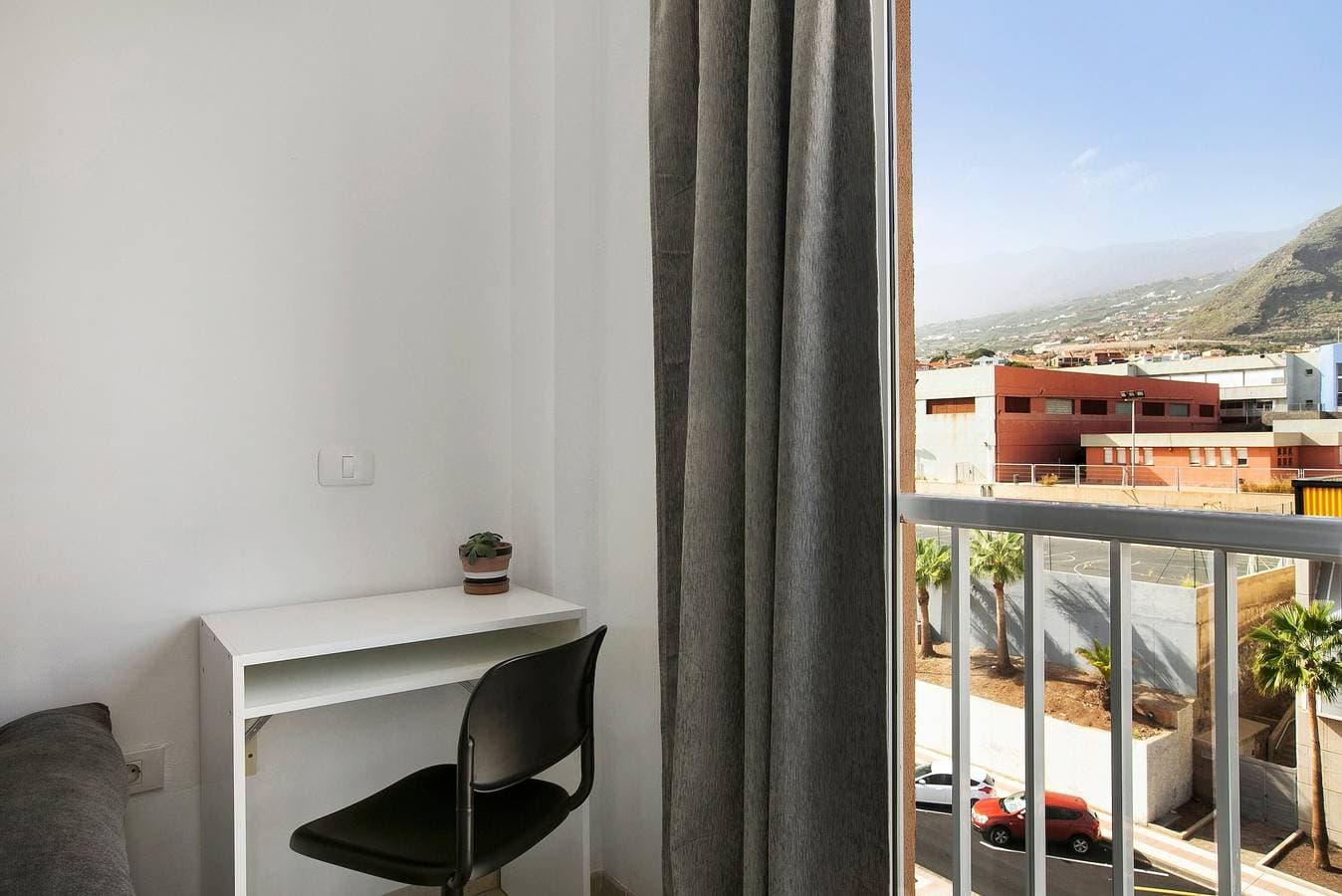 Foto 2 von 21: Ferienhaus 'El Pisito De Momo' mit Bergblick, Gemeinschaftspool und WLAN