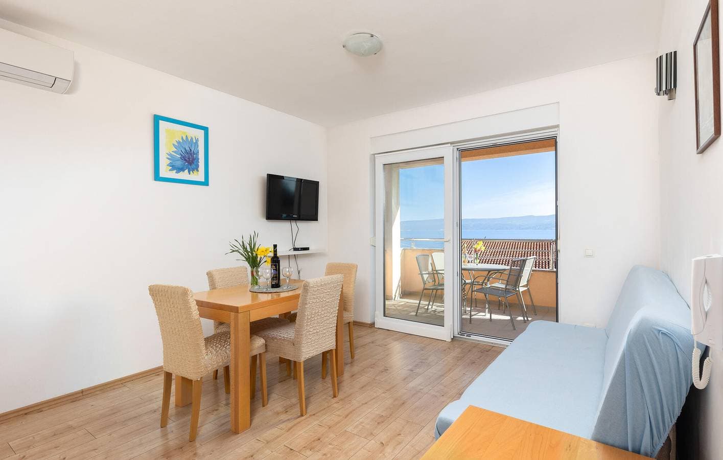 Foto 8 von 23: Gemütliche Ferienwohnung am Meer mit Terrasse, Küche und Parkplatz – 900 m vom Strand entfernt