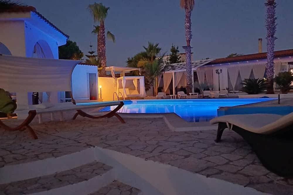 Cozy 2-bedroom apartment in tranquil Apulia with Swimming Pool 1