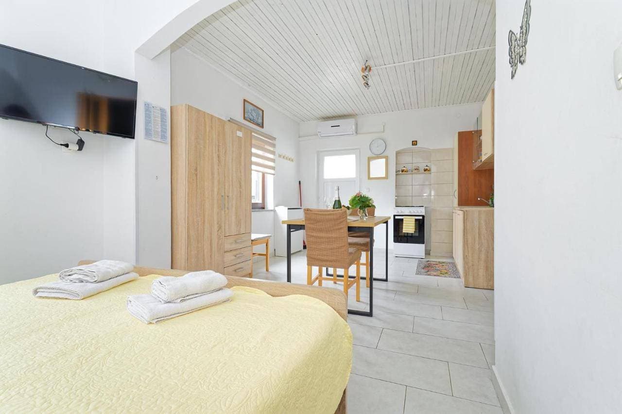 Foto 7 von 20: Studio Apartment with Terrace