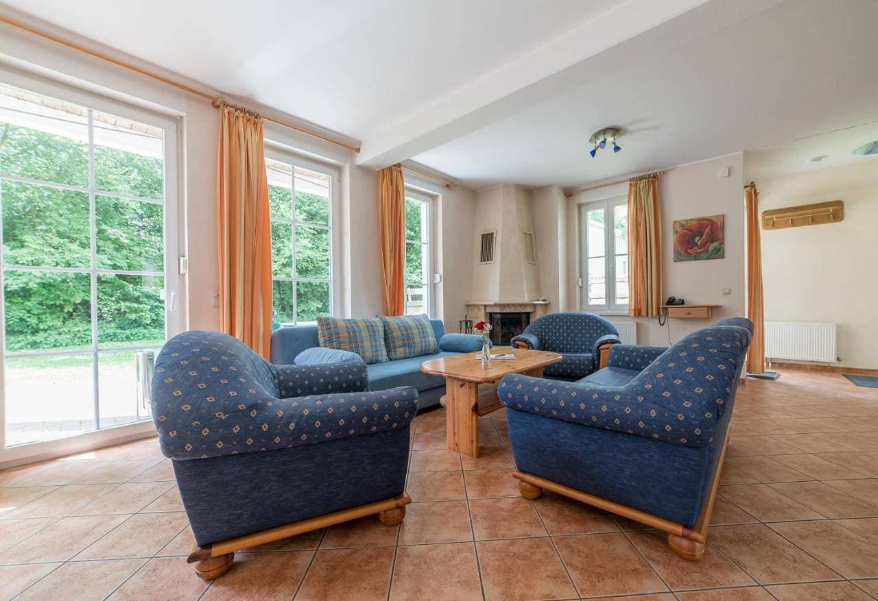 Foto 8 von 14: Five-Bedroom Holiday Home