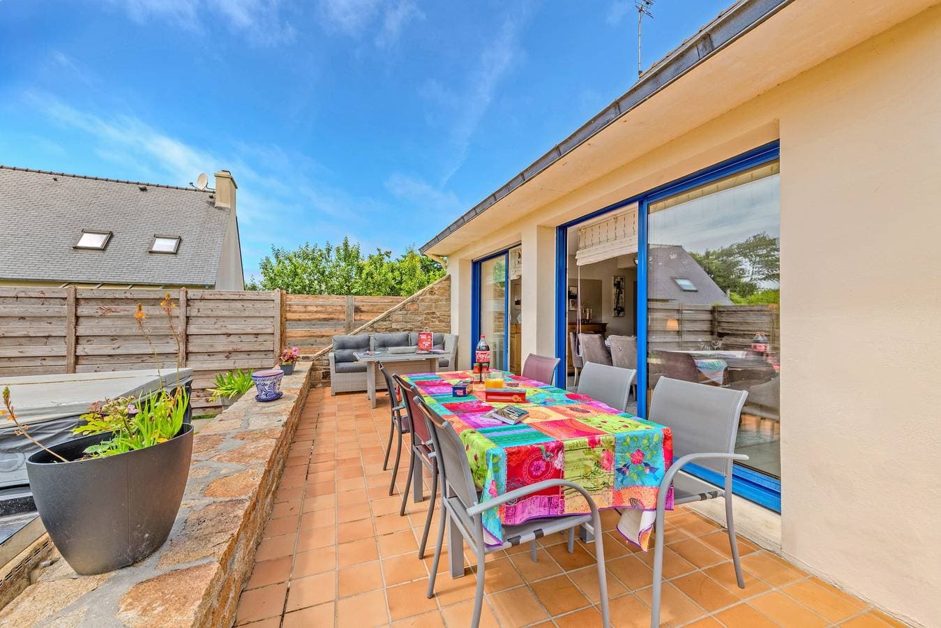 Foto 3 von 26: Ferienhaus 'Maison Avec Spa À 700m De La Plage' mit privater Terrasse, privatem Garten und Wi-Fi