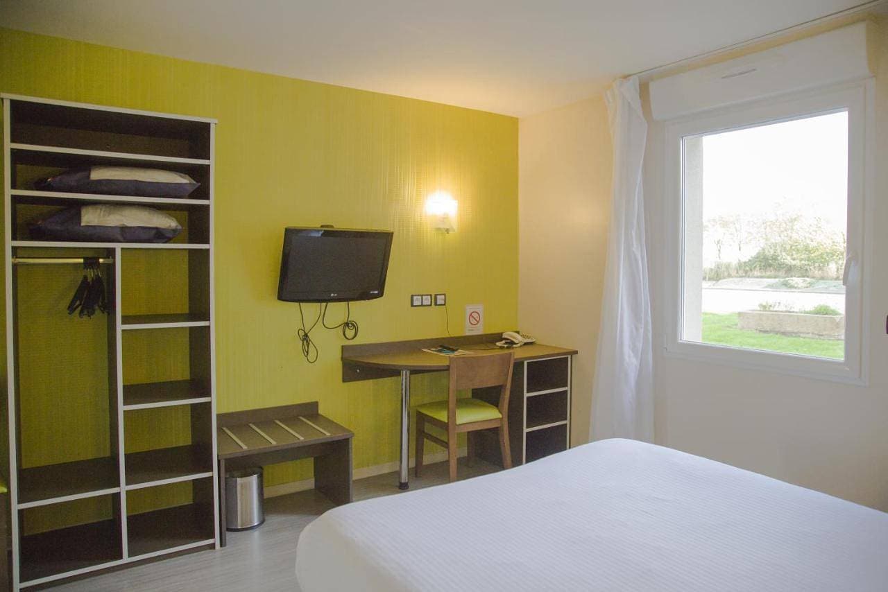 Foto 9 von 9: Twin Room with Shower - Disability Access