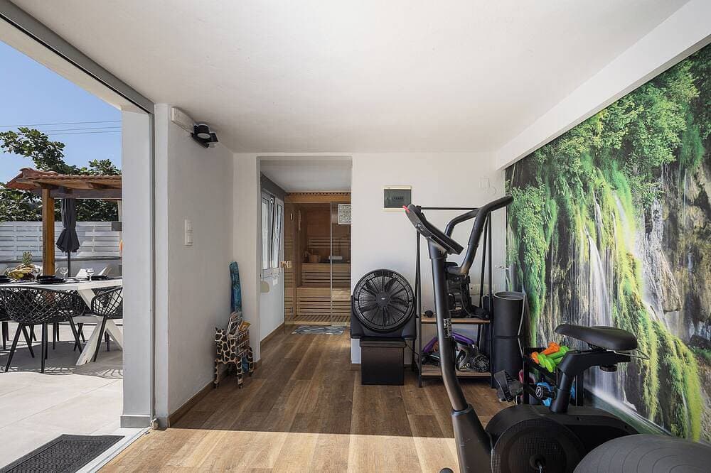 Foto 5 von 30: Luxusvilla mit Pool, Jacuzzi, Gym & Sauna, 10 Min. vom Strand